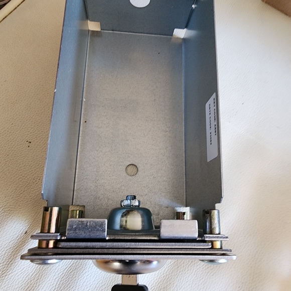 Coin box - Picture 3 of 4